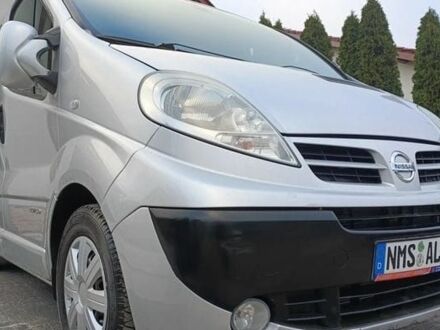 Серый Ниссан Примастар, объемом двигателя 2.5 л и пробегом 260 тыс. км за 6900 $, фото 1 на Automoto.ua