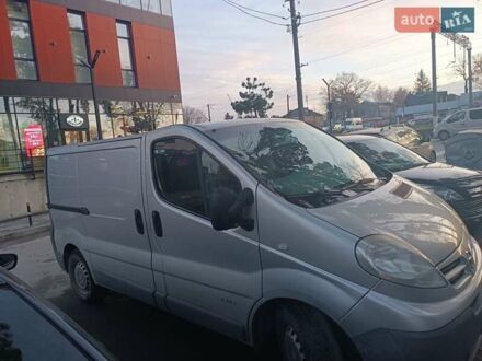 Сірий Ніссан Прімастар, об'ємом двигуна 2 л та пробігом 280 тис. км за 11000 $, фото 1 на Automoto.ua