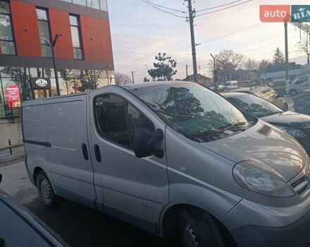 Сірий Ніссан Прімастар, об'ємом двигуна 2 л та пробігом 280 тис. км за 11000 $, фото 1 на Automoto.ua