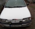 Белый Ниссан Примера, объемом двигателя 1.5 л и пробегом 200 тыс. км за 750 $, фото 1 на Automoto.ua