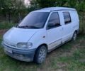 Білий Ніссан Прімера, об'ємом двигуна 2 л та пробігом 280 тис. км за 1099 $, фото 1 на Automoto.ua