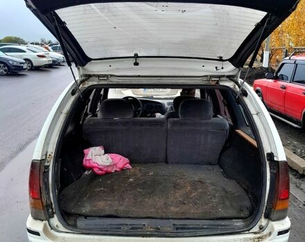 Белый Ниссан Примера, объемом двигателя 2 л и пробегом 0 тыс. км за 1110 $, фото 3 на Automoto.ua