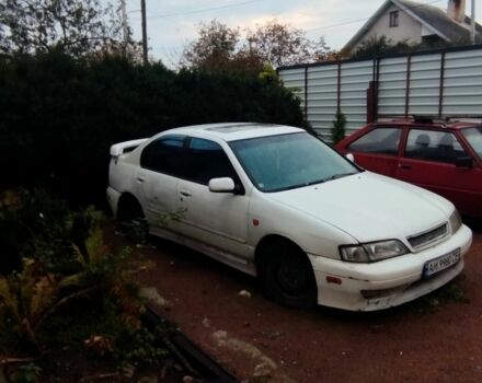 Білий Ніссан Прімера, об'ємом двигуна 2 л та пробігом 250 тис. км за 592 $, фото 1 на Automoto.ua