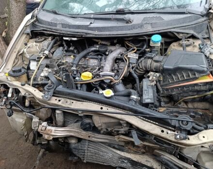 Бежевый Ниссан Примера, объемом двигателя 2 л и пробегом 300 тыс. км за 1500 $, фото 4 на Automoto.ua