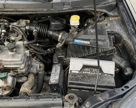 Черный Ниссан Примера, объемом двигателя 1.8 л и пробегом 240 тыс. км за 3100 $, фото 21 на Automoto.ua