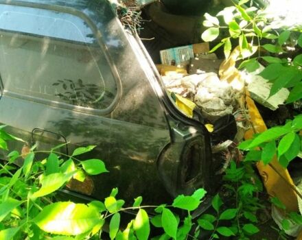 Чорний Ніссан Прімера, об'ємом двигуна 0 л та пробігом 150 тис. км за 243 $, фото 3 на Automoto.ua