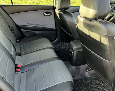 Черный Ниссан Примера, объемом двигателя 2.2 л и пробегом 316 тыс. км за 2350 $, фото 10 на Automoto.ua