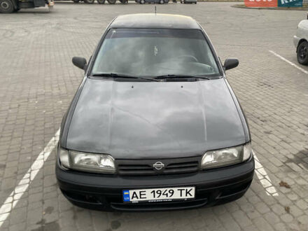 Черный Ниссан Примера, объемом двигателя 2 л и пробегом 430 тыс. км за 1600 $, фото 1 на Automoto.ua