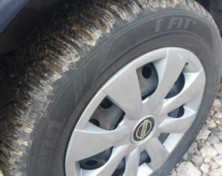 Фиолетовый Ниссан Примера, объемом двигателя 2 л и пробегом 200 тыс. км за 1700 $, фото 3 на Automoto.ua