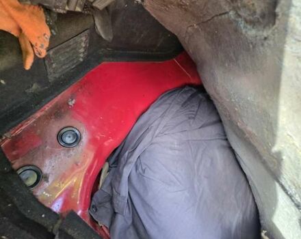 Красный Ниссан Примера, объемом двигателя 2 л и пробегом 403 тыс. км за 2900 $, фото 20 на Automoto.ua