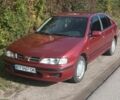 Красный Ниссан Примера, объемом двигателя 1.6 л и пробегом 332 тыс. км за 2600 $, фото 1 на Automoto.ua