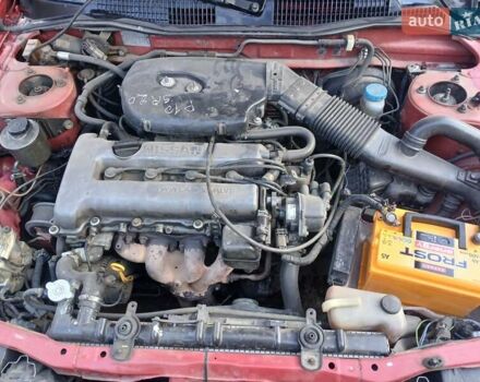 Червоний Ніссан Прімера, об'ємом двигуна 2 л та пробігом 330 тис. км за 2000 $, фото 4 на Automoto.ua