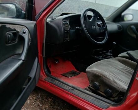 Красный Ниссан Примера, объемом двигателя 0 л и пробегом 227 тыс. км за 1700 $, фото 6 на Automoto.ua