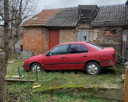 Красный Ниссан Примера, объемом двигателя 1.6 л и пробегом 3 тыс. км за 1200 $, фото 5 на Automoto.ua