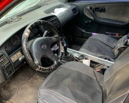 Красный Ниссан Примера, объемом двигателя 1.6 л и пробегом 3 тыс. км за 1200 $, фото 8 на Automoto.ua