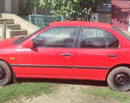 Красный Ниссан Примера, объемом двигателя 1.6 л и пробегом 170 тыс. км за 1677 $, фото 2 на Automoto.ua