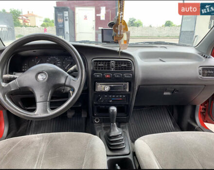 Червоний Ніссан Прімера, об'ємом двигуна 2 л та пробігом 400 тис. км за 1200 $, фото 12 на Automoto.ua