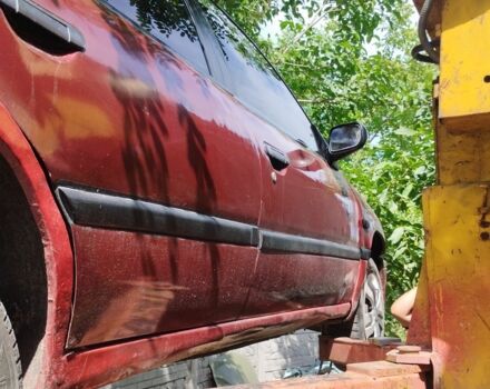 Красный Ниссан Примера, объемом двигателя 1.6 л и пробегом 362 тыс. км за 1061 $, фото 6 на Automoto.ua