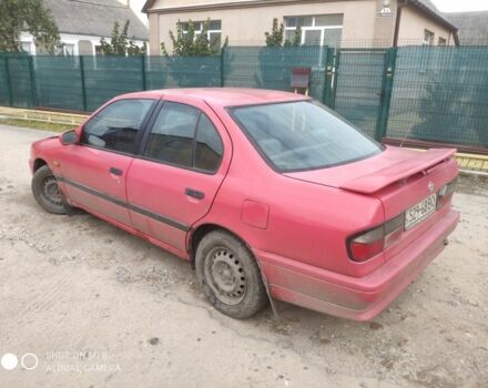 Красный Ниссан Примера, объемом двигателя 1.6 л и пробегом 244 тыс. км за 670 $, фото 3 на Automoto.ua