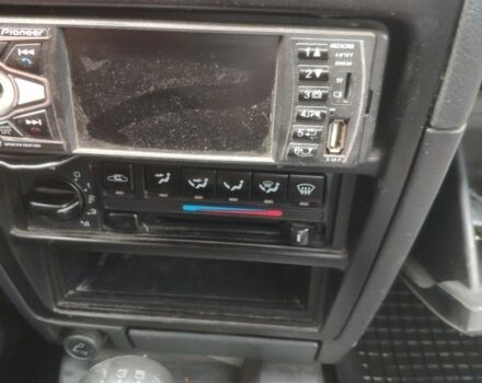 Красный Ниссан Примера, объемом двигателя 1.6 л и пробегом 244 тыс. км за 670 $, фото 8 на Automoto.ua