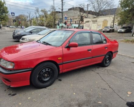 Красный Ниссан Примера, объемом двигателя 2 л и пробегом 470 тыс. км за 1800 $, фото 2 на Automoto.ua