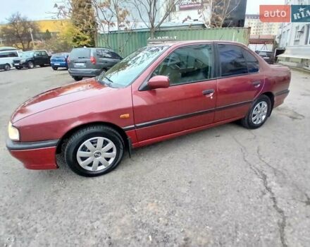 Красный Ниссан Примера, объемом двигателя 1.6 л и пробегом 250 тыс. км за 2800 $, фото 7 на Automoto.ua