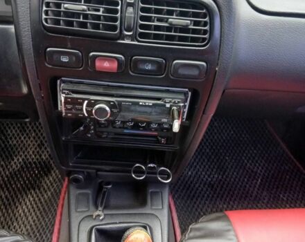 Червоний Ніссан Прімера, об'ємом двигуна 1.6 л та пробігом 280 тис. км за 2000 $, фото 5 на Automoto.ua