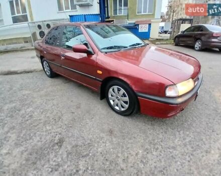 Красный Ниссан Примера, объемом двигателя 1.6 л и пробегом 250 тыс. км за 2800 $, фото 10 на Automoto.ua