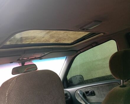 Красный Ниссан Примера, объемом двигателя 1.6 л и пробегом 250 тыс. км за 1200 $, фото 11 на Automoto.ua