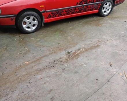 Красный Ниссан Примера, объемом двигателя 1.6 л и пробегом 250 тыс. км за 1200 $, фото 2 на Automoto.ua