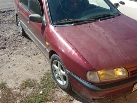 Красный Ниссан Примера, объемом двигателя 1.6 л и пробегом 251 тыс. км за 600 $, фото 1 на Automoto.ua