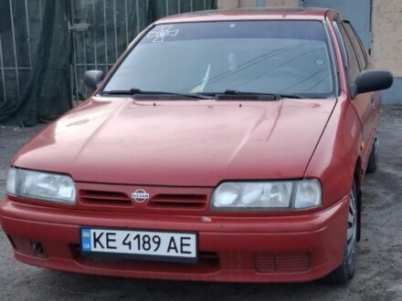 Красный Ниссан Примера, объемом двигателя 2 л и пробегом 323 тыс. км за 2300 $, фото 1 на Automoto.ua