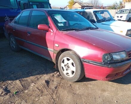 Красный Ниссан Примера, объемом двигателя 2 л и пробегом 273 тыс. км за 1300 $, фото 1 на Automoto.ua