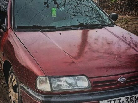 Красный Ниссан Примера, объемом двигателя 1.6 л и пробегом 362 тыс. км за 1061 $, фото 1 на Automoto.ua