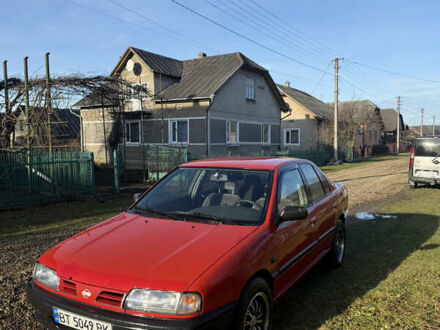 Красный Ниссан Примера, объемом двигателя 1.6 л и пробегом 302 тыс. км за 1900 $, фото 1 на Automoto.ua