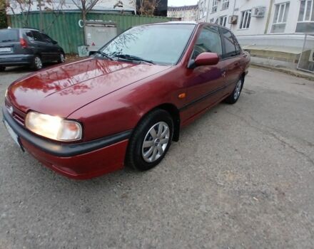 Червоний Ніссан Прімера, об'ємом двигуна 1.6 л та пробігом 250 тис. км за 2100 $, фото 1 на Automoto.ua