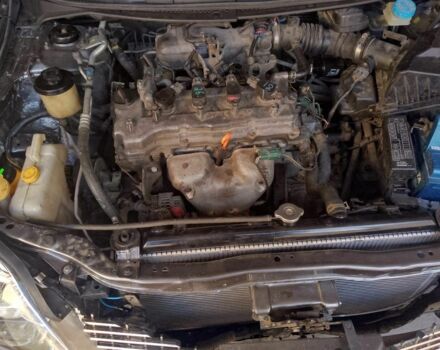 Серый Ниссан Примера, объемом двигателя 1.8 л и пробегом 300 тыс. км за 3200 $, фото 4 на Automoto.ua