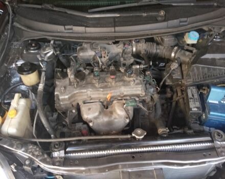 Серый Ниссан Примера, объемом двигателя 1.8 л и пробегом 300 тыс. км за 3200 $, фото 3 на Automoto.ua