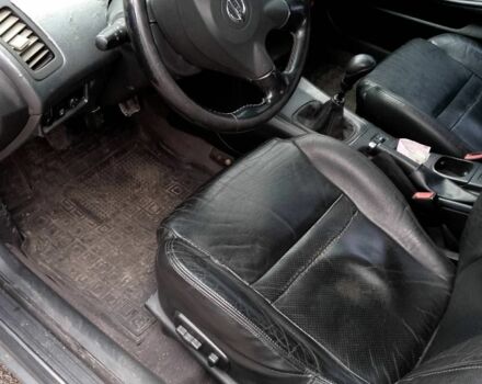 Серый Ниссан Примера, объемом двигателя 1.8 л и пробегом 300 тыс. км за 3200 $, фото 11 на Automoto.ua