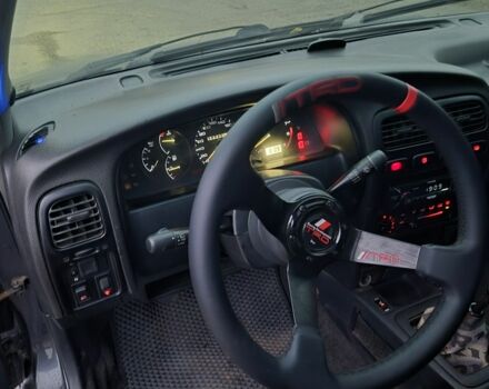 Серый Ниссан Примера, объемом двигателя 2 л и пробегом 400 тыс. км за 1550 $, фото 5 на Automoto.ua