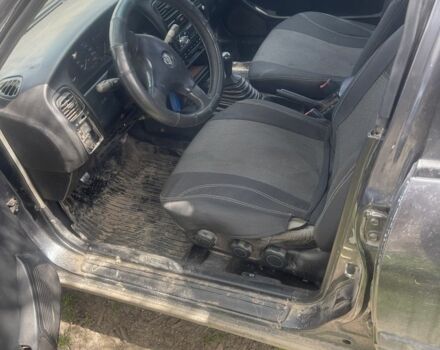 Сірий Ніссан Прімера, об'ємом двигуна 2 л та пробігом 99 тис. км за 1600 $, фото 2 на Automoto.ua