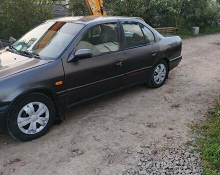 Серый Ниссан Примера, объемом двигателя 1.6 л и пробегом 360 тыс. км за 1550 $, фото 6 на Automoto.ua