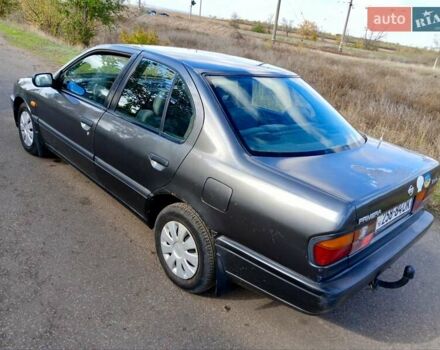 Серый Ниссан Примера, объемом двигателя 2 л и пробегом 400 тыс. км за 1750 $, фото 2 на Automoto.ua