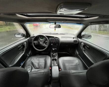 Серый Ниссан Примера, объемом двигателя 1.6 л и пробегом 300 тыс. км за 2150 $, фото 7 на Automoto.ua