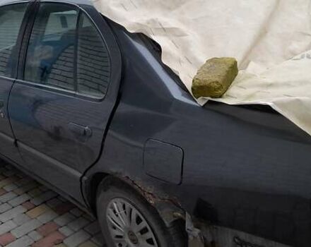 Серый Ниссан Примера, объемом двигателя 1.6 л и пробегом 13 тыс. км за 1000 $, фото 2 на Automoto.ua