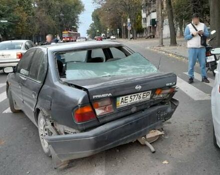 Серый Ниссан Примера, объемом двигателя 1.6 л и пробегом 13 тыс. км за 1000 $, фото 1 на Automoto.ua