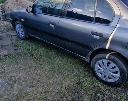 Серый Ниссан Примера, объемом двигателя 1.6 л и пробегом 300 тыс. км за 1500 $, фото 2 на Automoto.ua