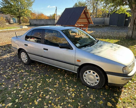 Серый Ниссан Примера, объемом двигателя 1.6 л и пробегом 280 тыс. км за 2200 $, фото 2 на Automoto.ua