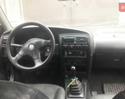 Сірий Ніссан Прімера, об'ємом двигуна 1.6 л та пробігом 340 тис. км за 2100 $, фото 12 на Automoto.ua