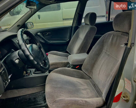 Серый Ниссан Примера, объемом двигателя 2 л и пробегом 289 тыс. км за 2100 $, фото 7 на Automoto.ua